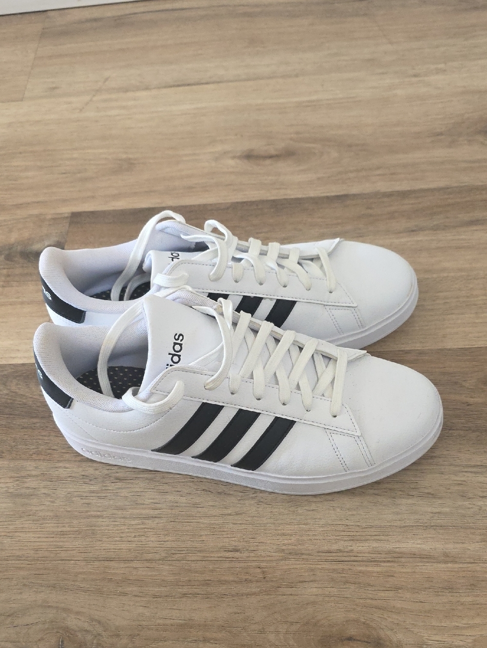 ADIDAS Grand Court 2.0 - Size 11 - Picture 3 of 7